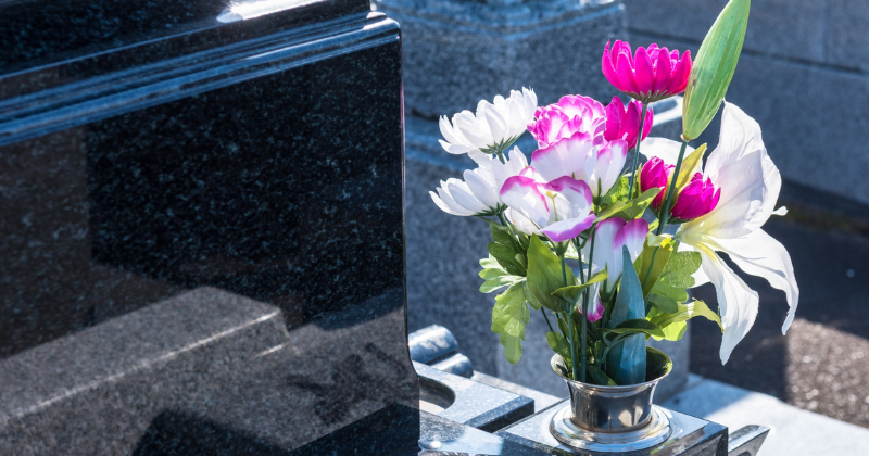 【寺院法務】墓地の使用権（永代使用権）は相続できる？祭祀承継者と遺産分割のルール